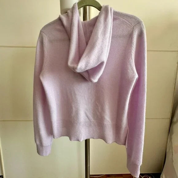 Naadam Signature Cashmere Cropped Zip Up Hoodie in Lilac - Picture 4 of 9